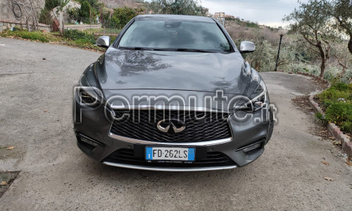 INFINITI Q30 1.5 DCT Business Executive full optional 109cv cambio automatico Anno 04/2016-