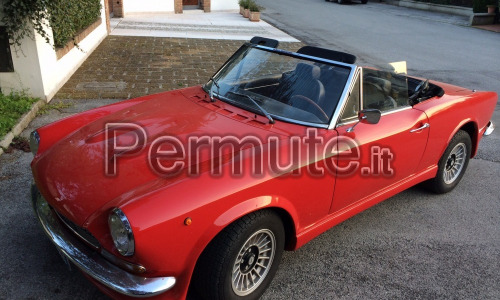 auto Fiat 124 spider 1.6 del 1973 colore rosso