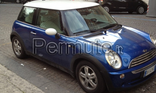 mini cooper civilmente usata