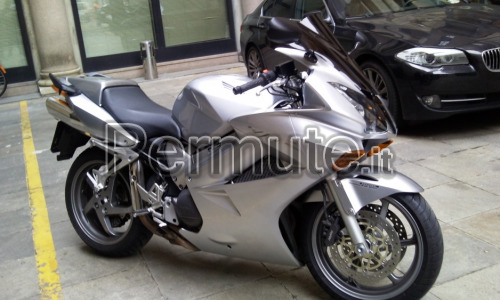 HONDA VFR 800 ANNO 2004 KM. 55.000