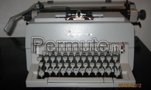 Macchina da scrivere Olivetti Linea 98.