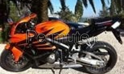 Cbr 600rr scambio con Motard Honda o ktm 450cc